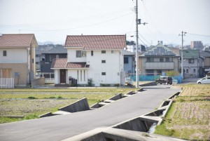 ナカベーカリー細い路地