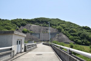 粟地ダム堤頂3