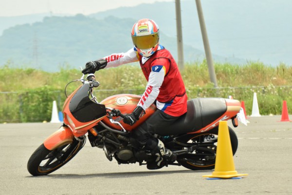 MSGC つな講習 バイク ジムカーナ 香川