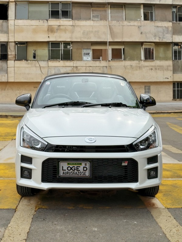 コペン　GRスポーツ　車