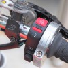 【ハイスロにブレーキが当たる対策】汎用薄型スイッチ(キル＆セル)取り付けと配線加工(キタコ)